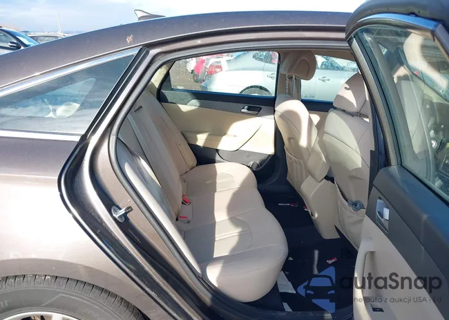 5NPE24AF1HH564409: 44052102