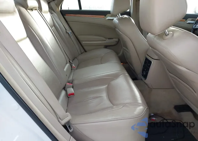 2C3CCAKT8DH645258: 44052105