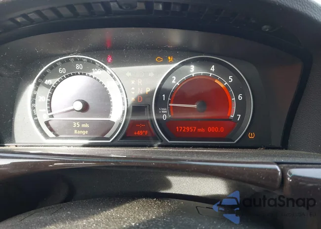 WBAHN83578DT85889: 44052155