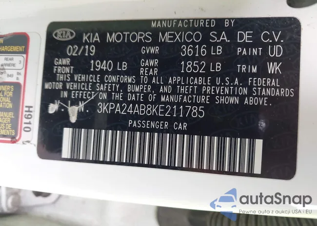 3KPA24AB8KE211785: 44052165