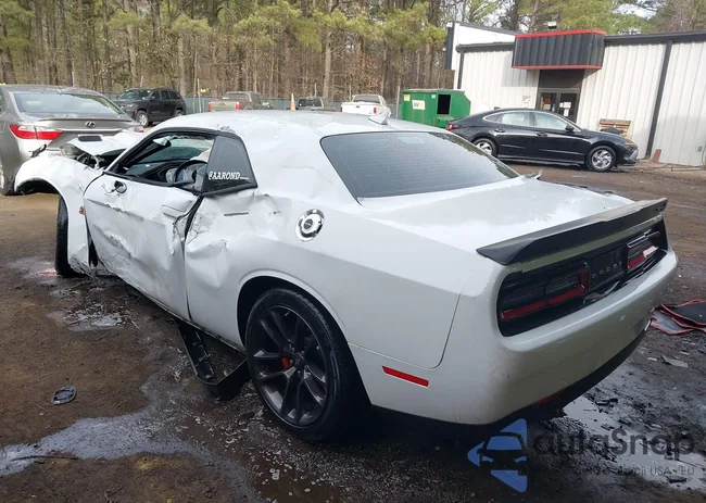 2C3CDZFJ8MH587138: 44052174