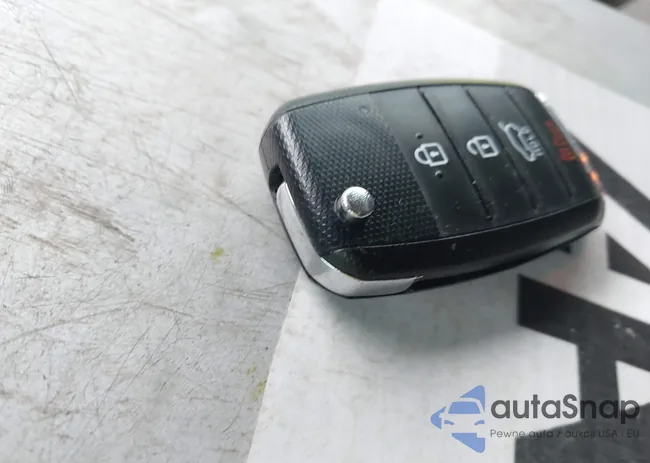 KNDPMCAC1K7614904: 44051262