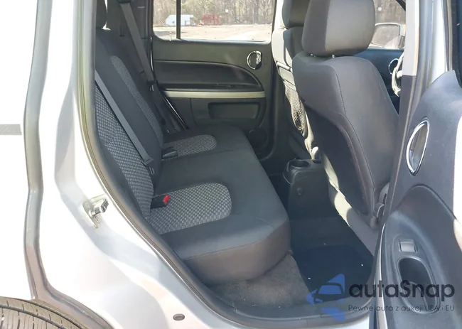 3GNBABFWXBS647716: 44051271