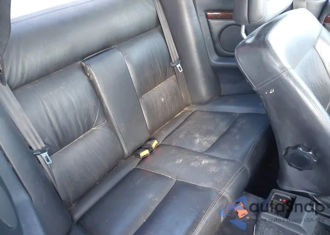 WAUBL88G3RA003799: 44051274