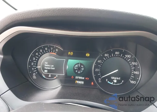 3LN6L2G96ER834732: 44051328