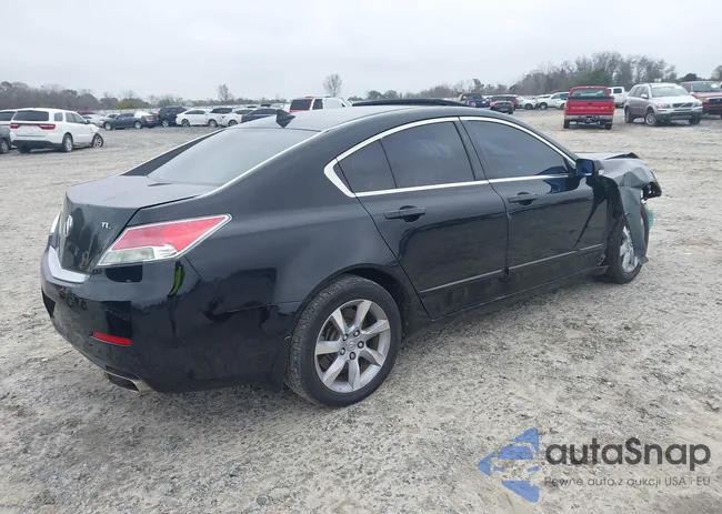 19UUA8F2XCA030256: 44051373