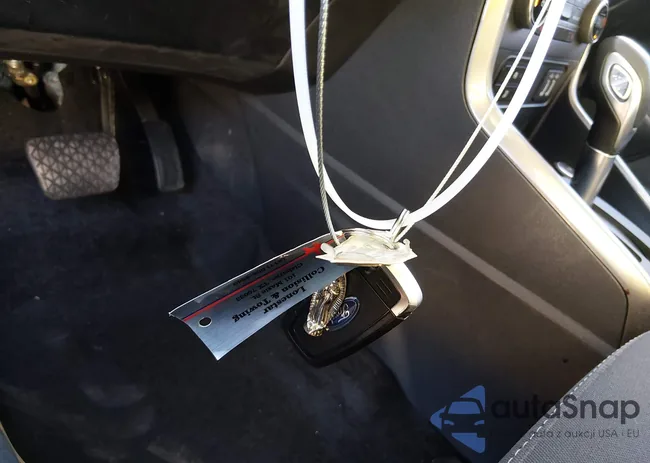 MAJ3S2GE5MC455814: 44052639