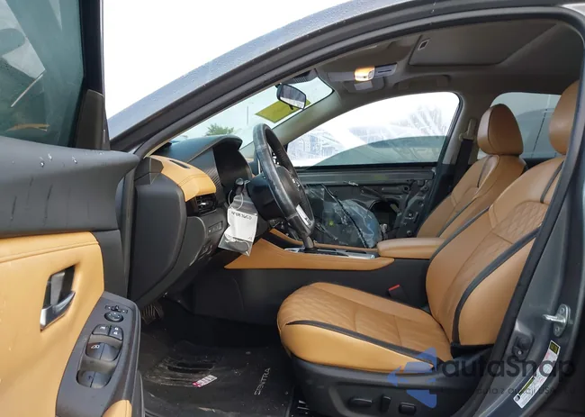 3N1AB8CV8MY203852: 44052650