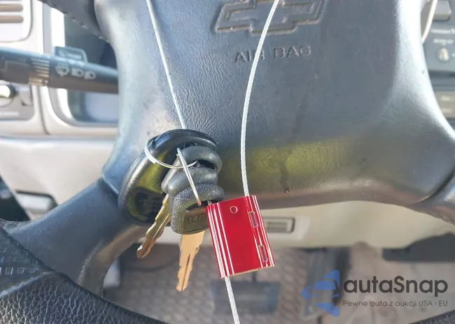 2GCEK19R6W1223650: 44052747