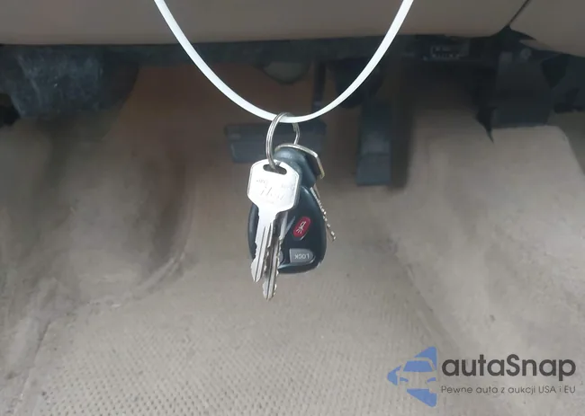 2G4WS52M3W1426629: 44052749