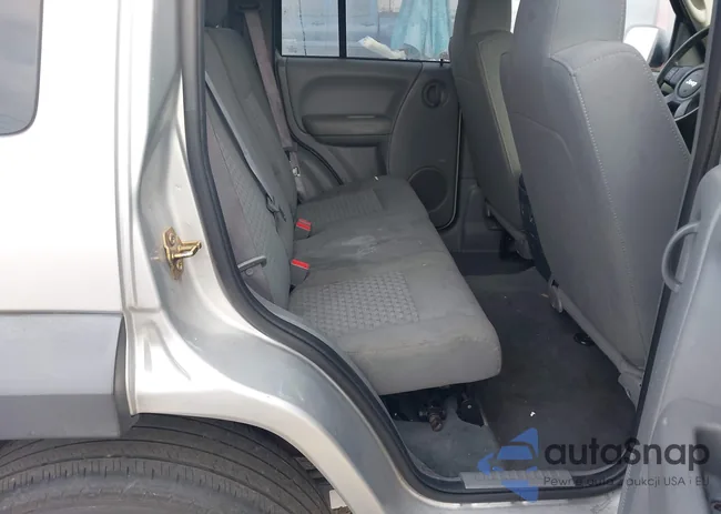 1J4GL48K66W260275: 44052753