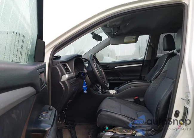 5TDBKRFH4FS120975: 44052755