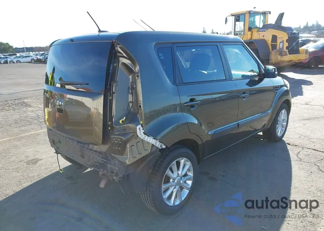 KNDJT2A64D7518717: 44052802