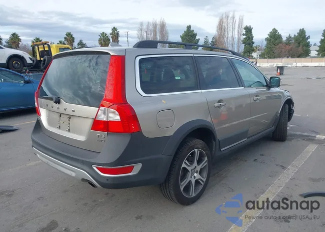 YV4902BZ8C1145507: 44052829