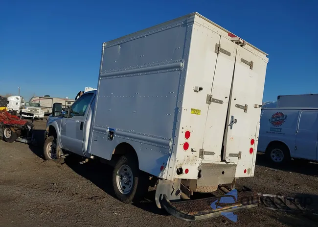 1FDBF2B63GED17557: 44052893