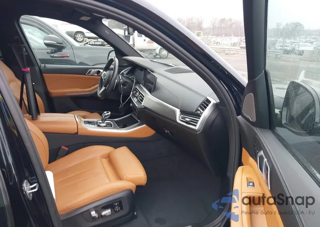 5UXCR6C06M9G85237: 44053021