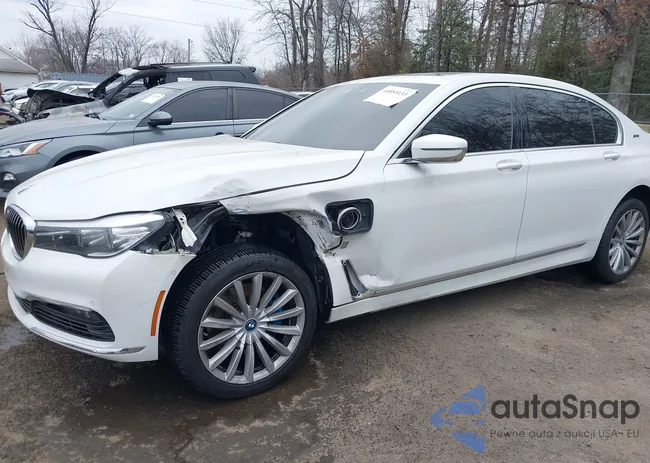 WBA7J2C30HG497743: 44053133