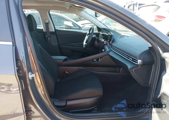 KMHLS4DG3SU034544: 44052545