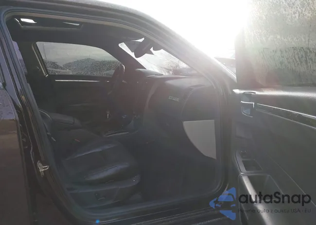 2C3LA73W77H659951: 44053659