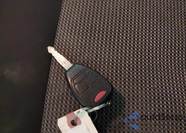 1C4NJRFB8ED792799: 44053887