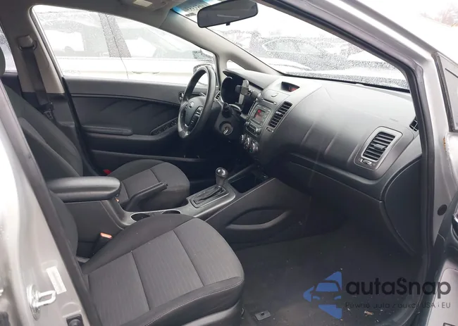 KNAFX4A65E5163721: 44053353