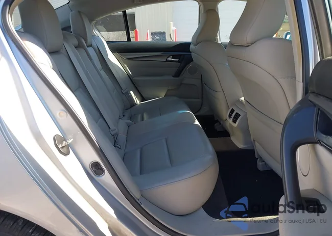 19UUA8F58DA008803: 44054672