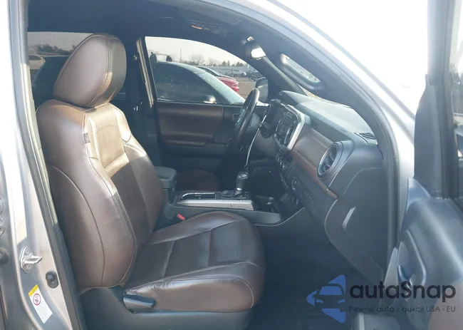 5TFGZ5AN9JX159278: 44054740