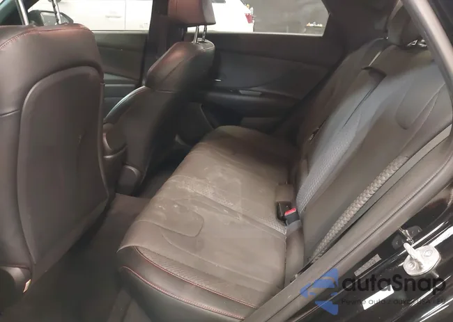 KMHLR4AF5PU589204: 44054795