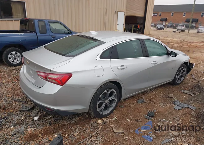 1G1ZD5ST8LF104424: 44054878