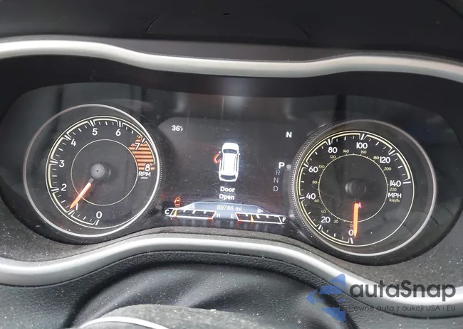 1C4PJMBS2HW615711: 44054887