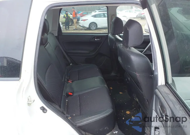 JF2SJAEC4JH450530: 44054985