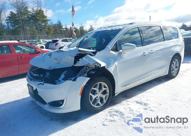 2C4RC1EG5KR635847: 44055038