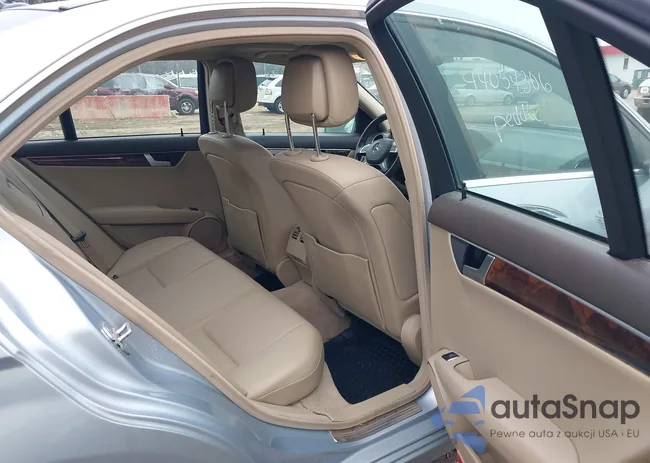 WDDGF4HB7DF974027: 44054306