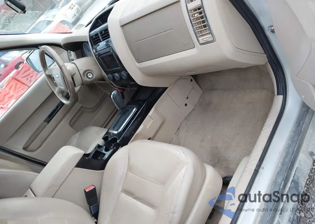 1FMCU94108KB27027: 44054309