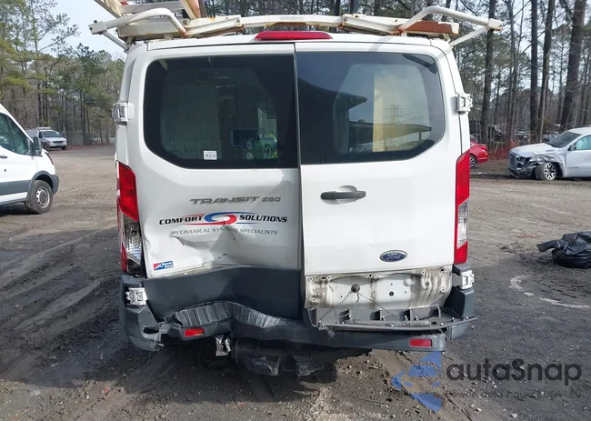 1FTYR1ZM4GKA35966: 44054326