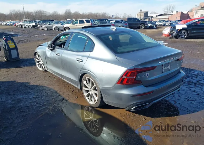 7JR102TZ1MG113089: 44054341