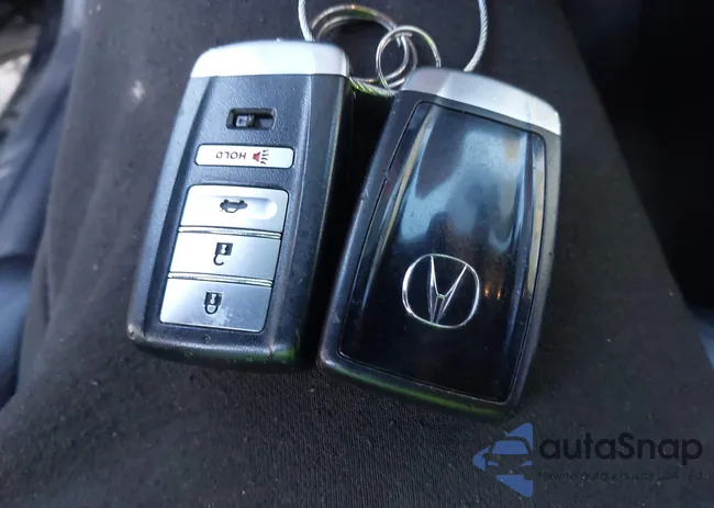 19UDE2F43JA001780: 44054457