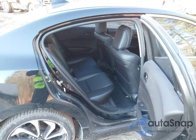 19UDE2F43JA001780: 44054457