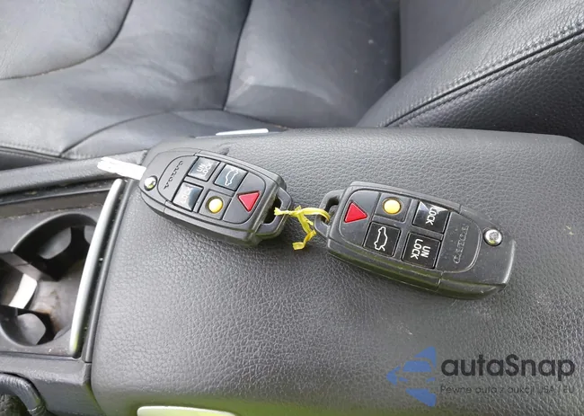 YV1RH592X72636368: 44054462