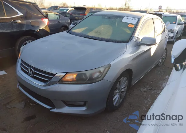 1HGCR2F82DA209091: 44054471