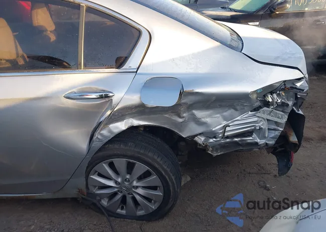 1HGCR2F82DA209091: 44054471