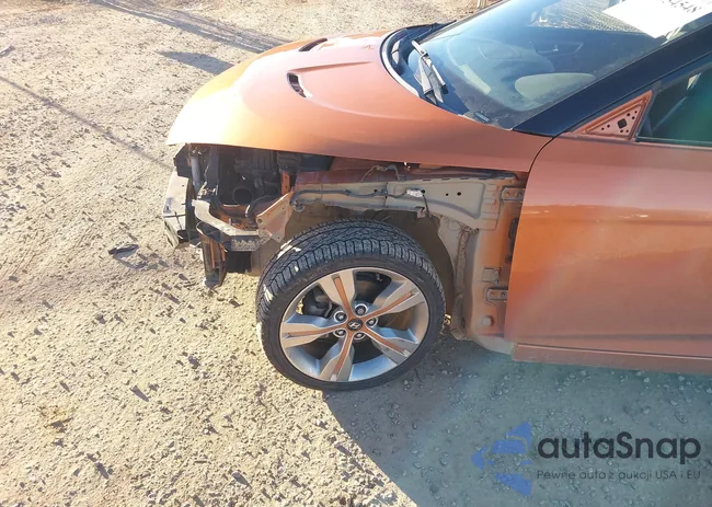 KMHTC6AD8DU146407: 44054548