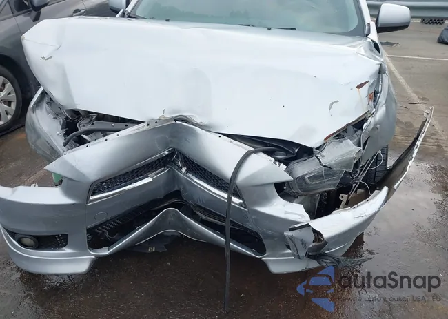 JA32U8FW1BU043828: 44054558