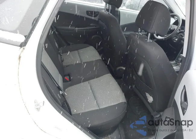 KM8K12AA5MU644323: 44055644