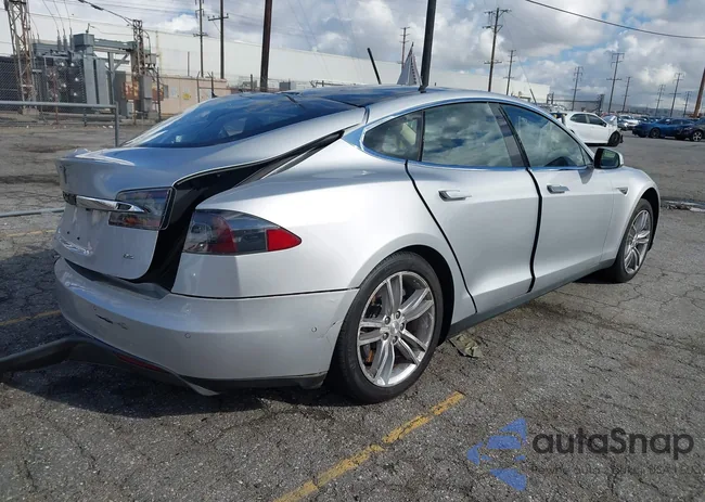 5YJSA1H1XFF083780: 44055729