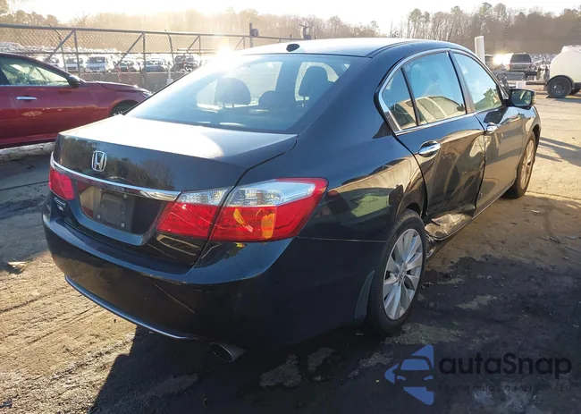 1HGCR2F85DA138145: 44055923