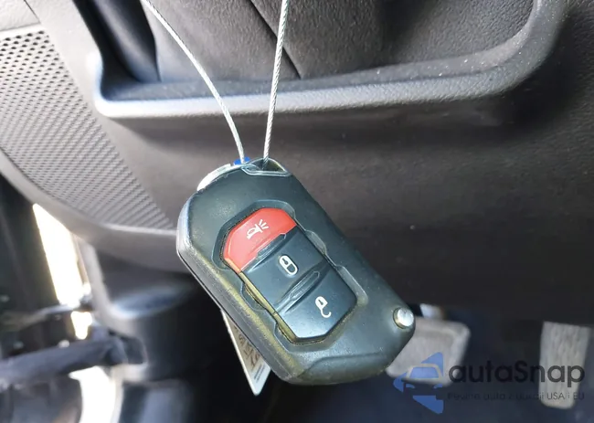 1C4HJXEN5KW588331: 44055928