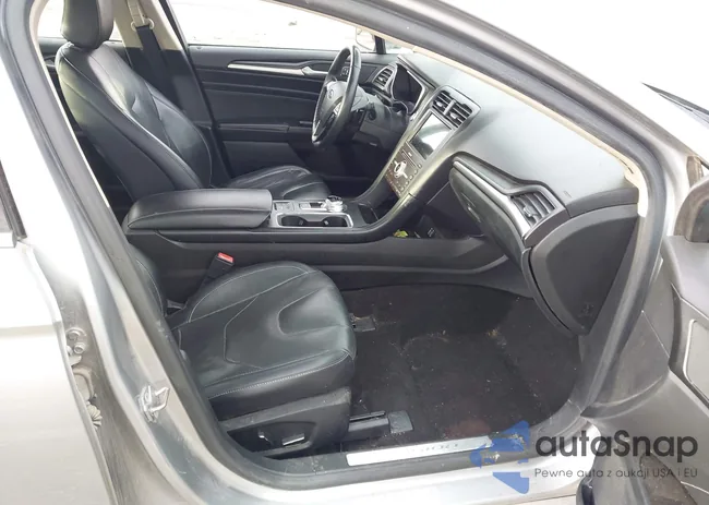 3FA6P0K99LR115790: 44056114