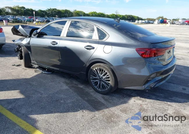 3KPF54AD5PE656829: 44055264