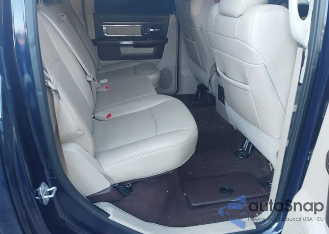 1C6RR7NMXFS695402: 44055318